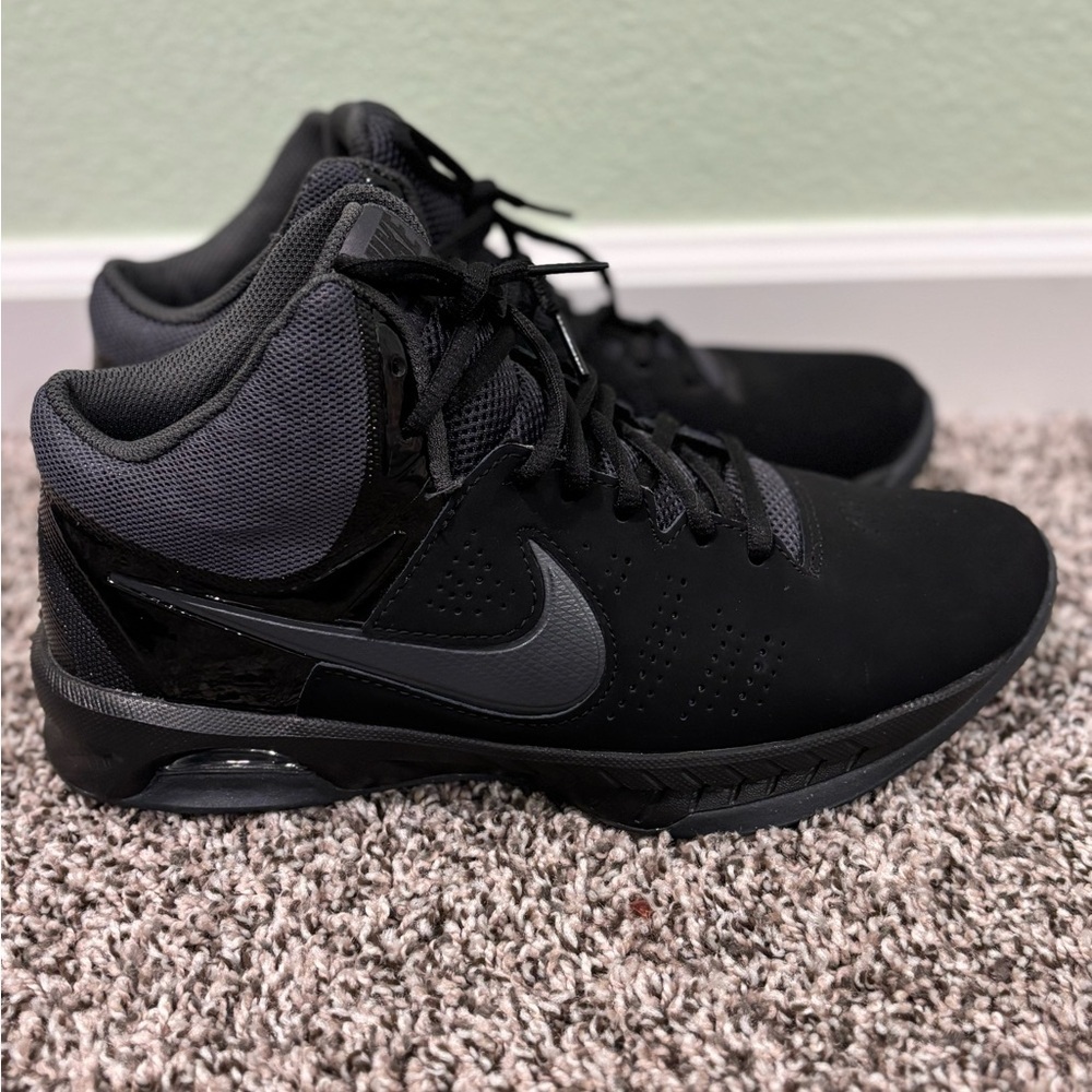Nike Men's Black and Gray Sneakers Size 8.5 - Picture 2 of 10